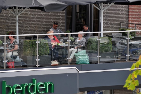  U vindt ons Boven Berden Stijl van Wonen